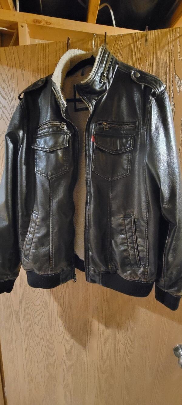 Levi's Men's Sherpa-Lined Faux-Leather Aviator Bomber Jacket Size Large Biker